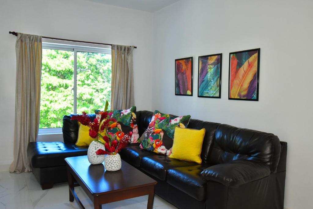 Rosil Place photo 4
