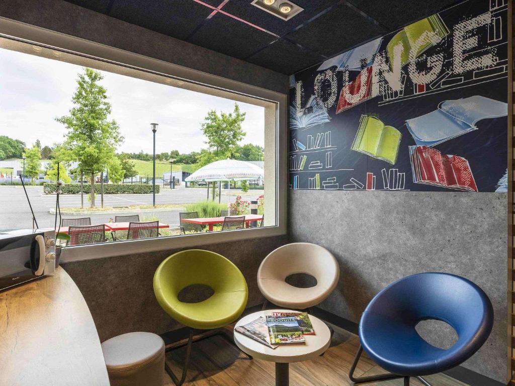 ibis budget Saint Pourcain photo 1