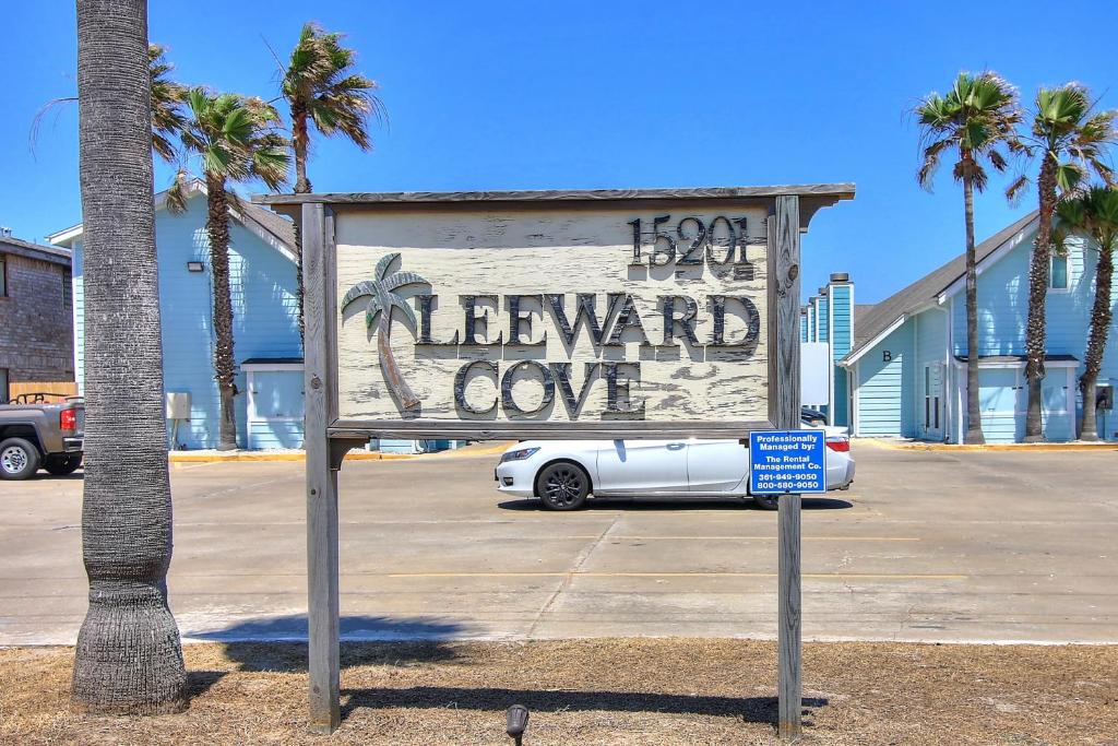Leeward Cove photo 3