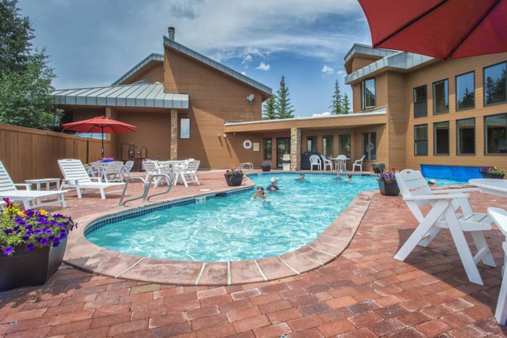 Cool Ridge Town Home at Summerwood photo 3