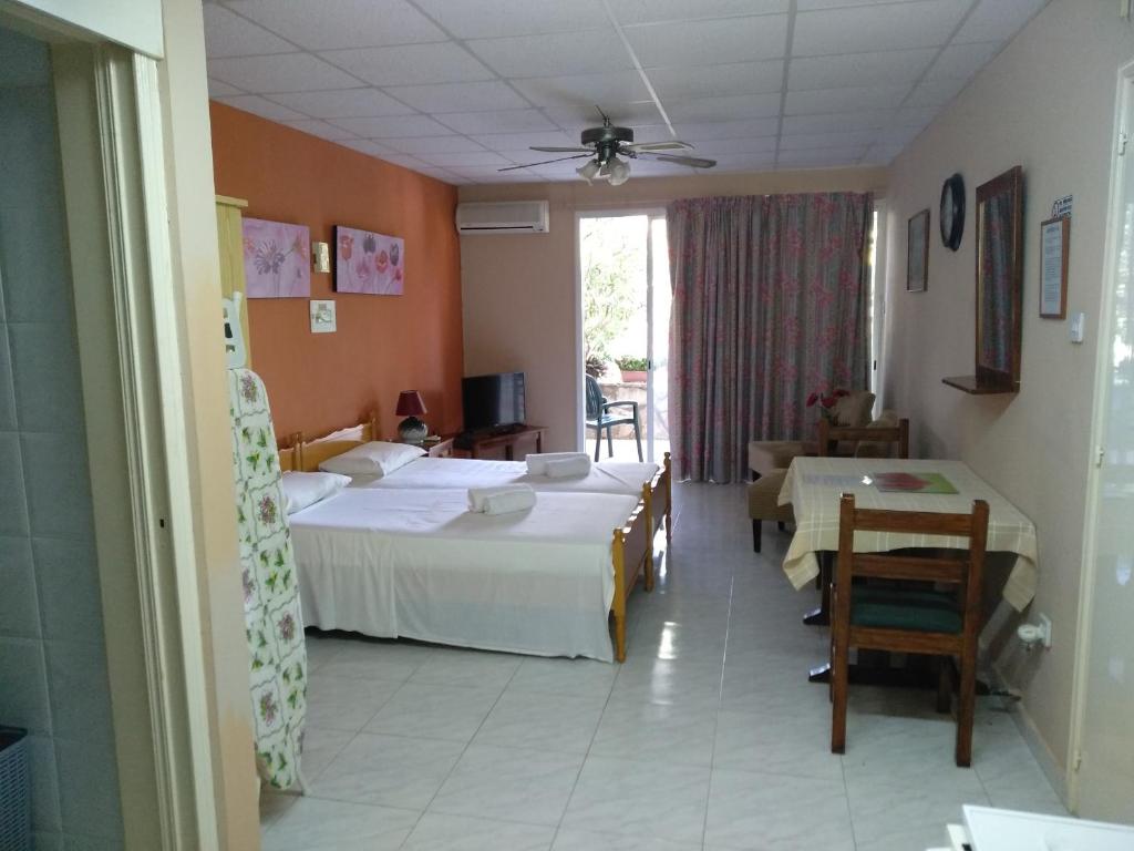 Rantzo Holiday Apartments photo 3