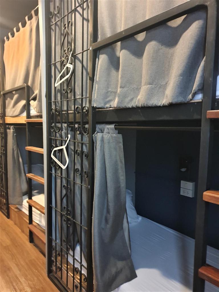Номер (Общий номер для мужчин и женщин), Silom Space Hostel