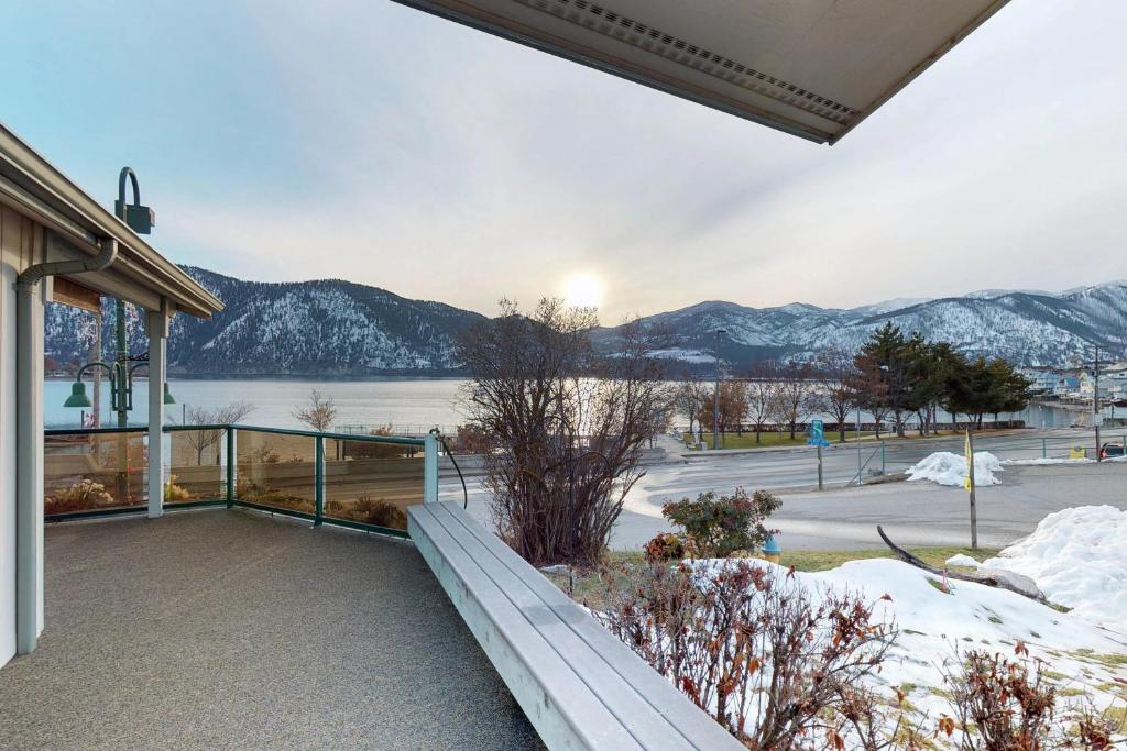 Manson Lake House photo 1