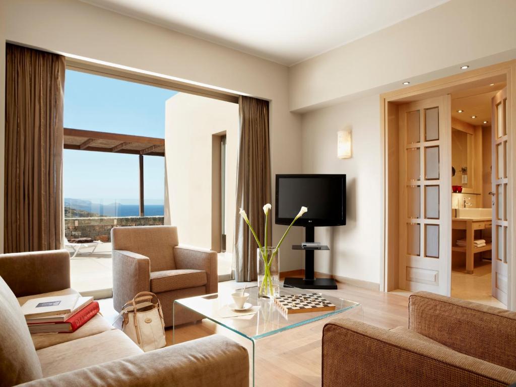 Сьюит (Люкс с 1 спальней с видом на море и отдельным бассейном), Daios Cove Luxury Resort & Villas