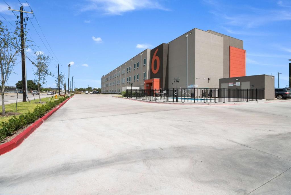 Motel 6-Corpus Christi, TX photo 4