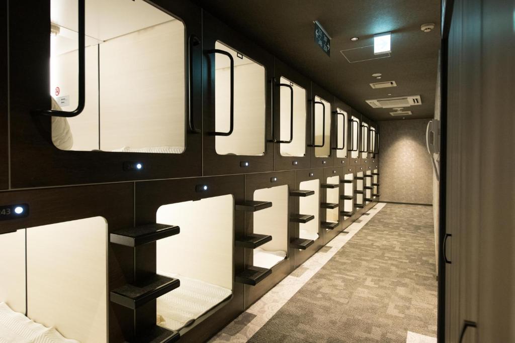 Matsue Urban Hotel CUBICROOM - Tap to explore photos
