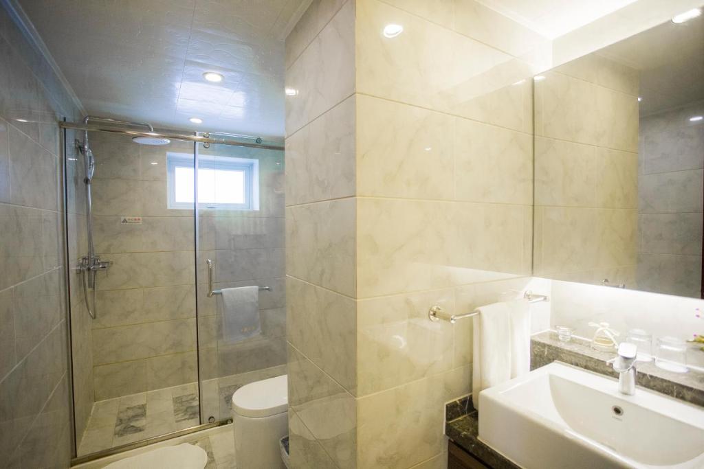 Сьюит (Only for Mainland Chinese Citizens with Chinese ID Card - Executive Three Bedrooms Suite), Beijing Guangyao Service Apartments