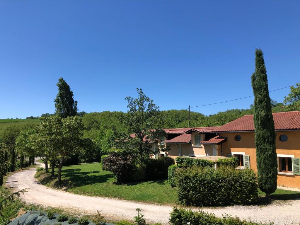 Gites le Paradis - Superbe vue sur le Vercors Dominant le village photo 3