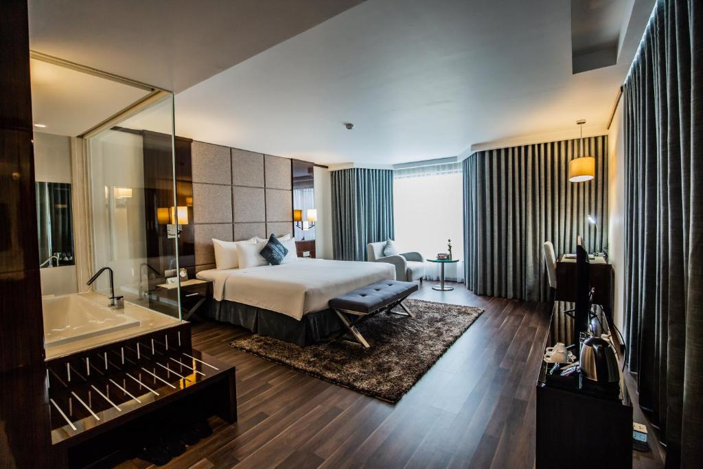 Central Luxury Hạ Long Hotel