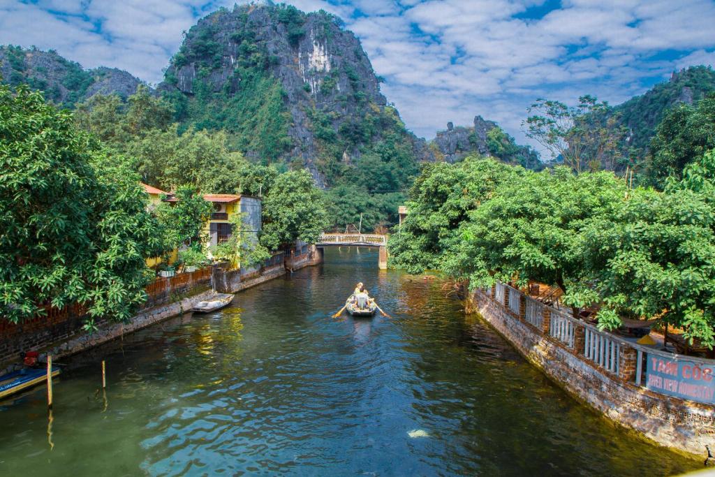 Tam Coc Golden Rice