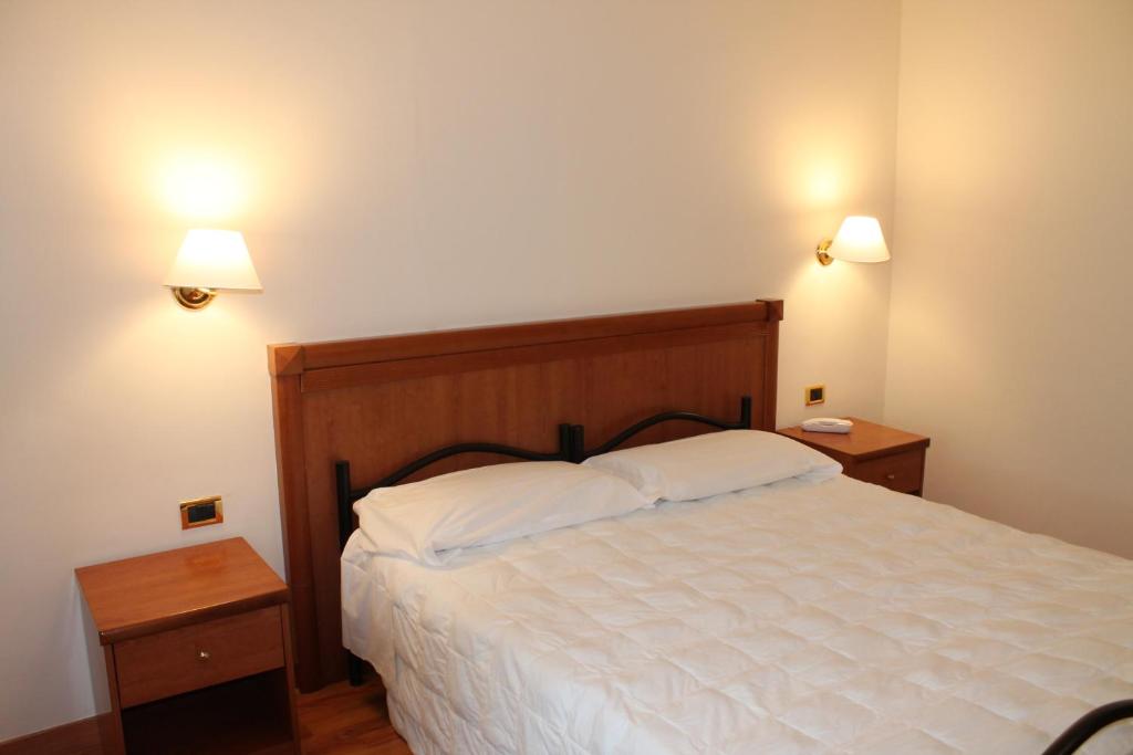 Hotel Santa Lucia photo 2