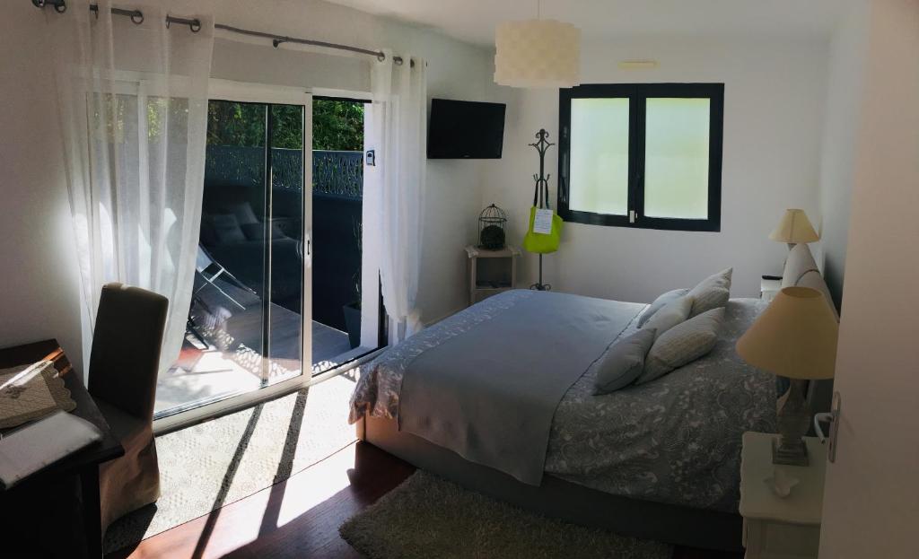 Chambre kercaves photo 3