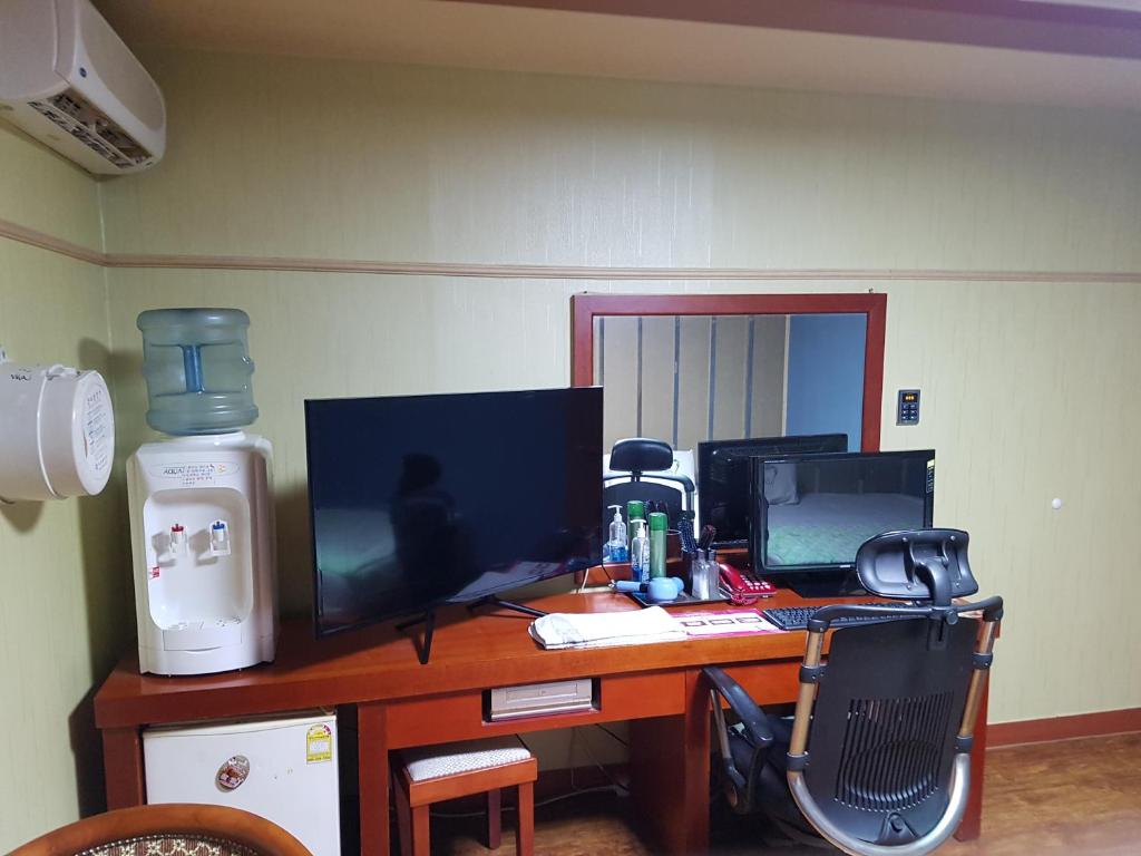 Plus Motel photo 4