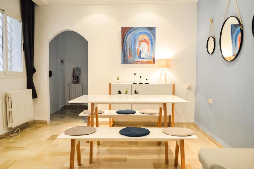 Cosy apartment @ La marsa Corniche-Beach photo 3