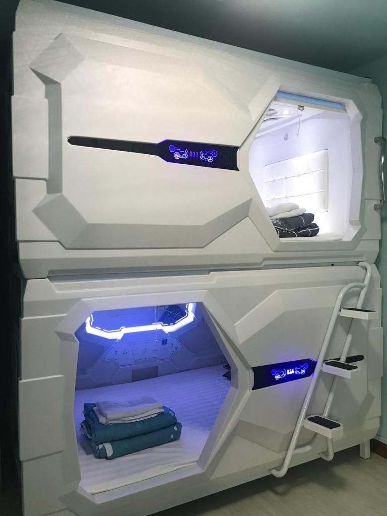 Номер (Двухместная капсула в общем номере для мужчин и женщин), Spacepod@lavender