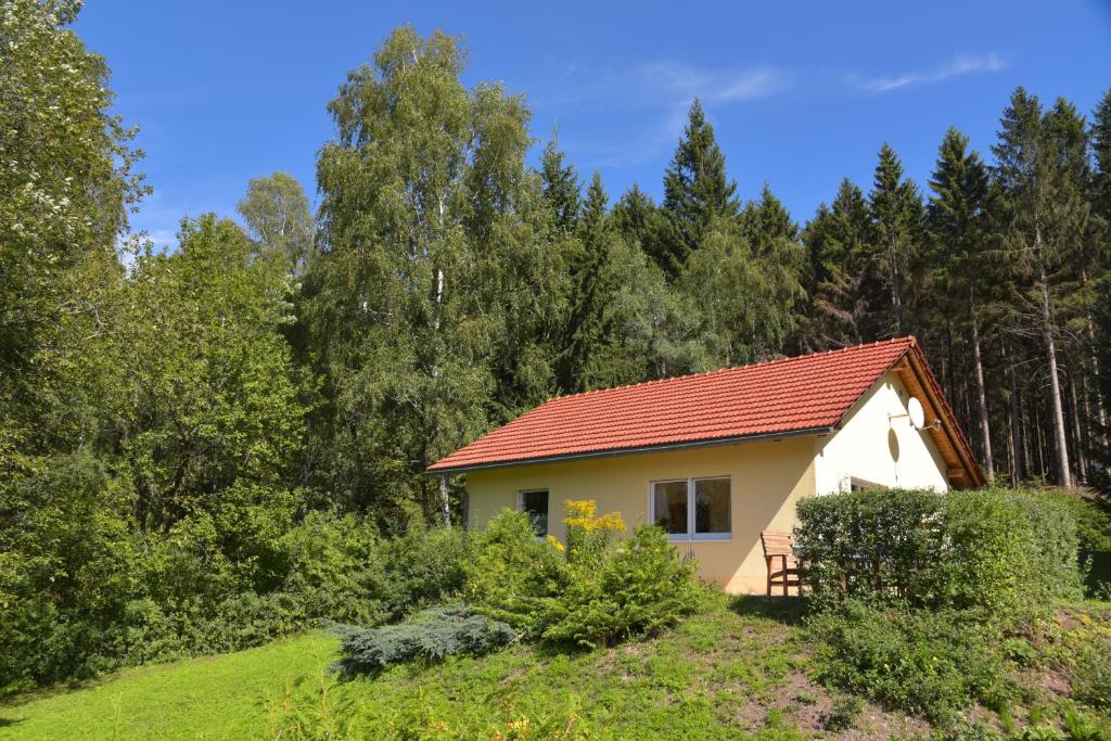 Bungalow am Waldesrand/ Haus Konrad photo 1
