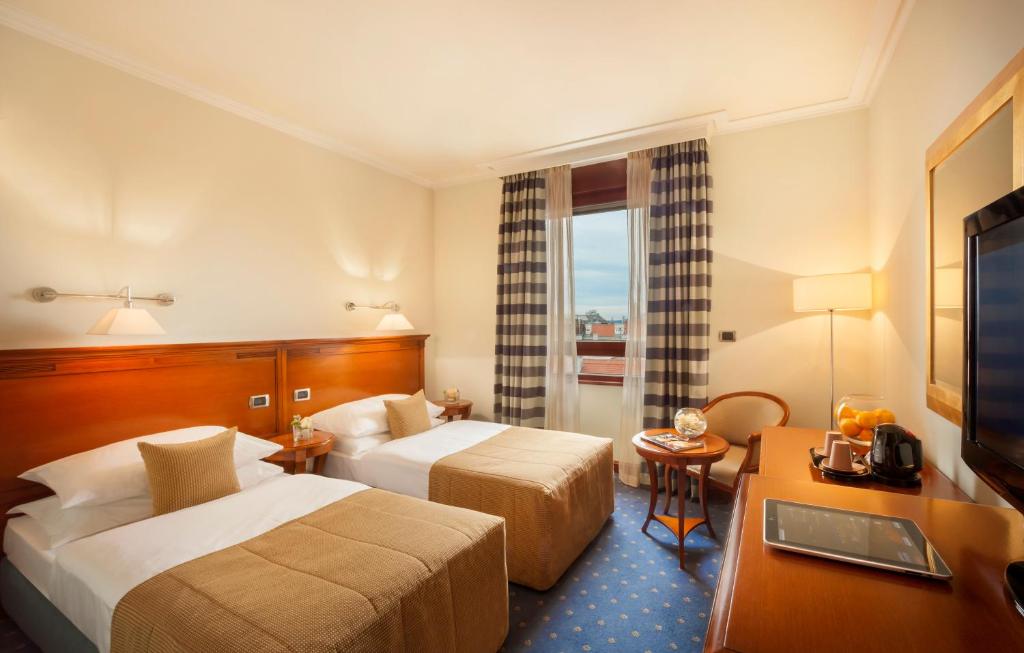 Двухместный (Двухместный номер с 2 отдельными кроватями), Best Western Premier Hotel Astoria