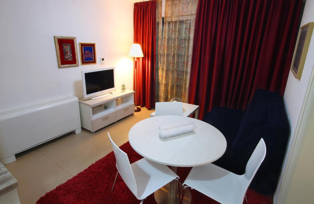 Апартаменты (Апартаменты «Комфорт» с балконом), Hotel Aruba