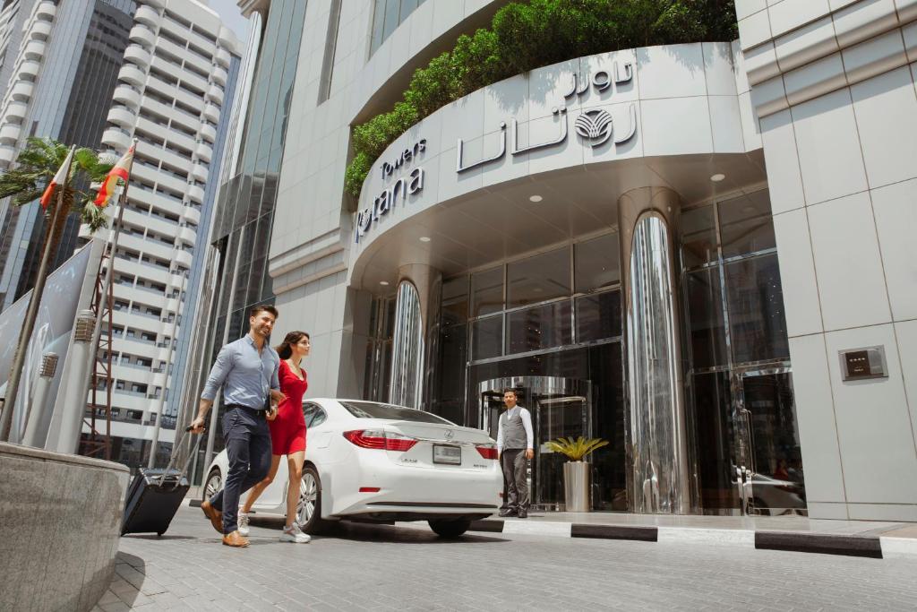 {
  "en-gb": "Towers Rotana - Dubai"
} photo 1
