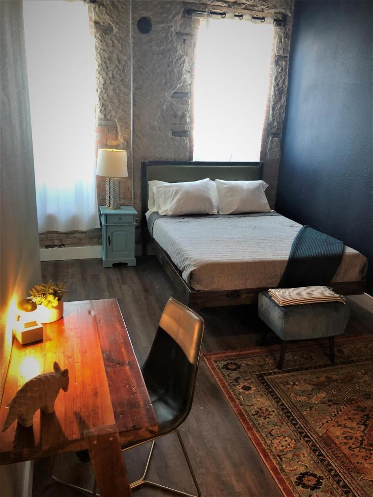 Двухместный (Queen Room - Private Bathroom), Deep Ellum Hostel