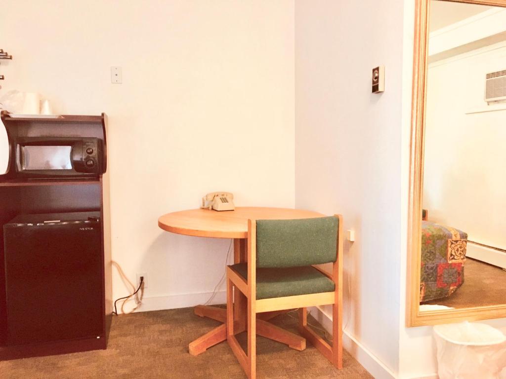 North Country American Inn photo 2