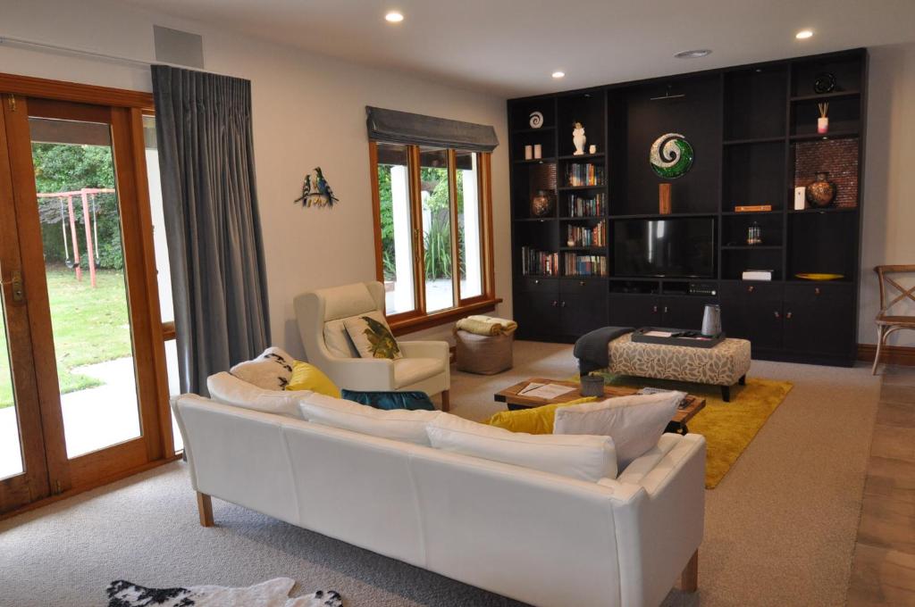 BOND ESTATE LUXURY ACCOMMODATION photo 3