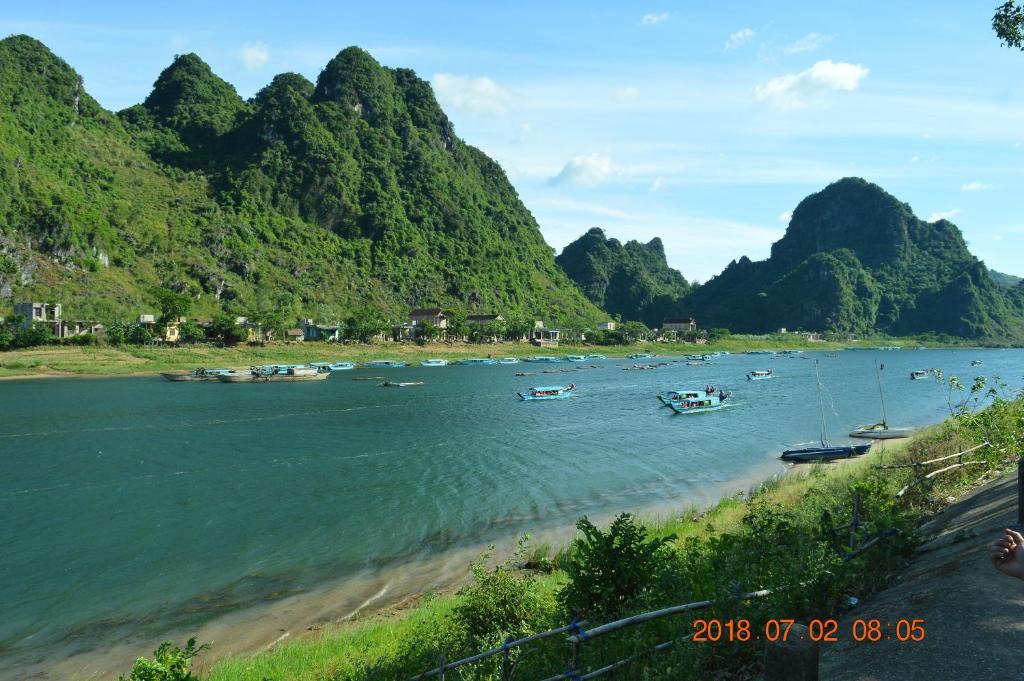 Son Doong Riverside