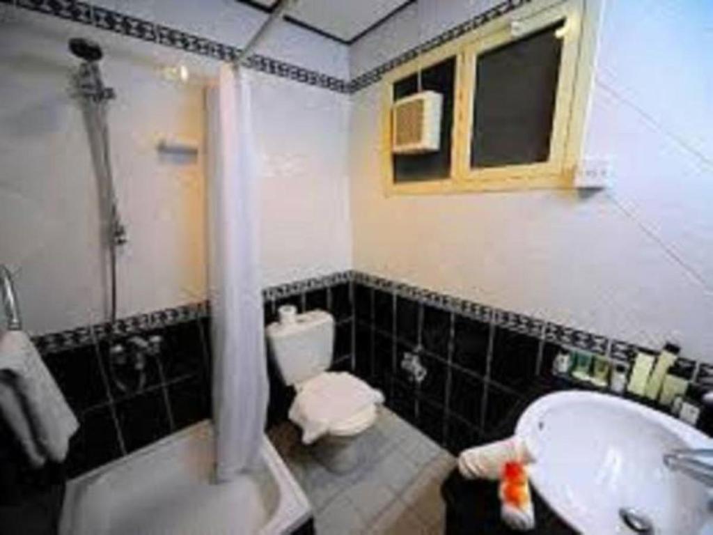 Двухместный (Люкс с 2 спальнями), Отель Al Sharq Hotel