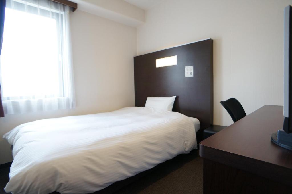 Green Rich Hotel Hiroshima Shinkansenguchi (Artificial hot spring Futamata Yunohana) photo 4
