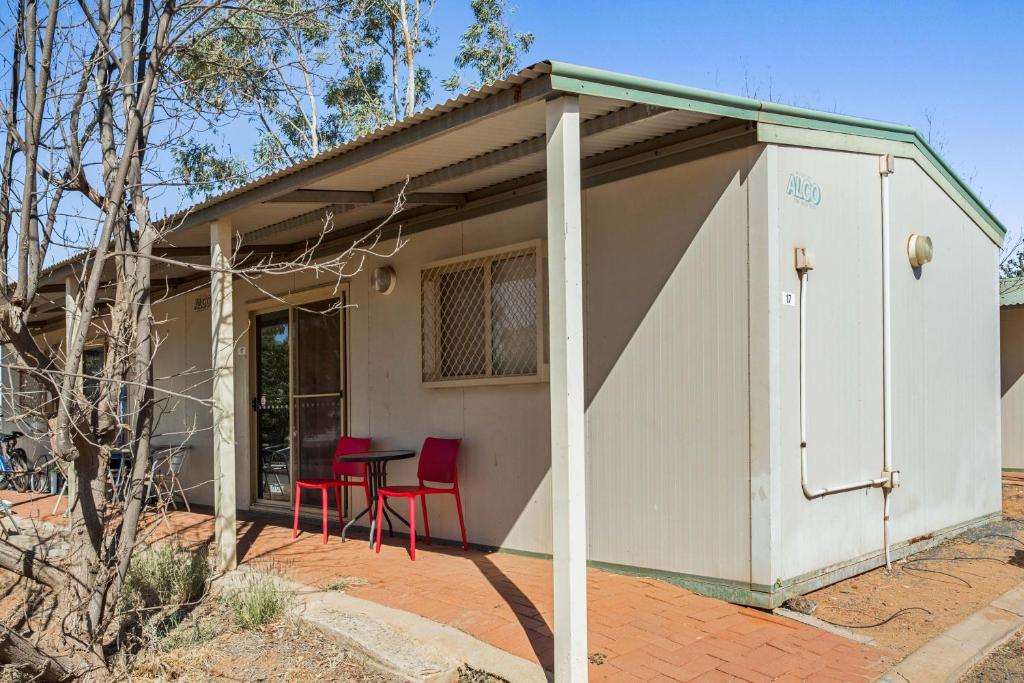 Karratha Caravan Park - Tap to explore photos