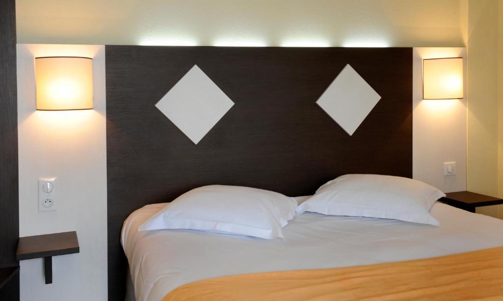 Двухместный (Улучшенный двухместный номер с 1 кроватью), Comfort Hotel Saintes