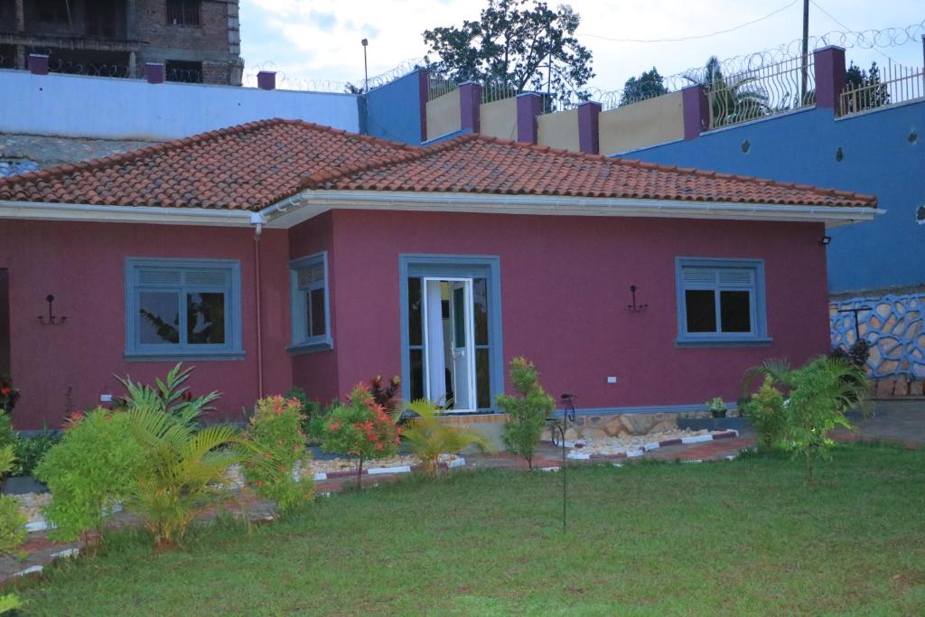 Mutundwe Villa photo 3