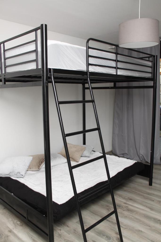 Studio 35m2 dans joli village proche mer photo 4