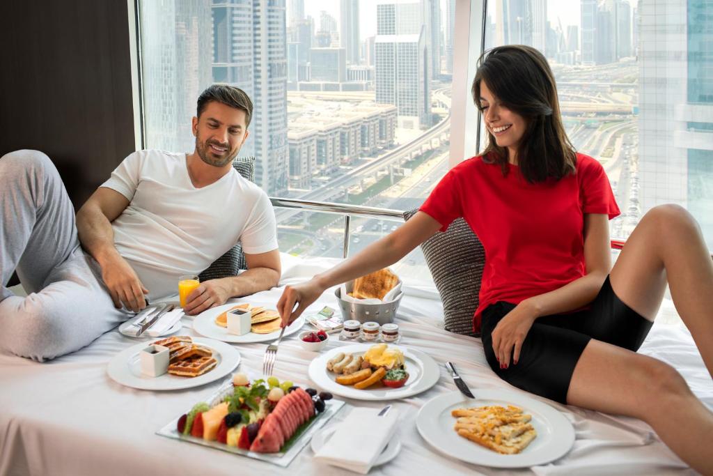 {
  "en-gb": "Towers Rotana - Dubai"
} photo 4
