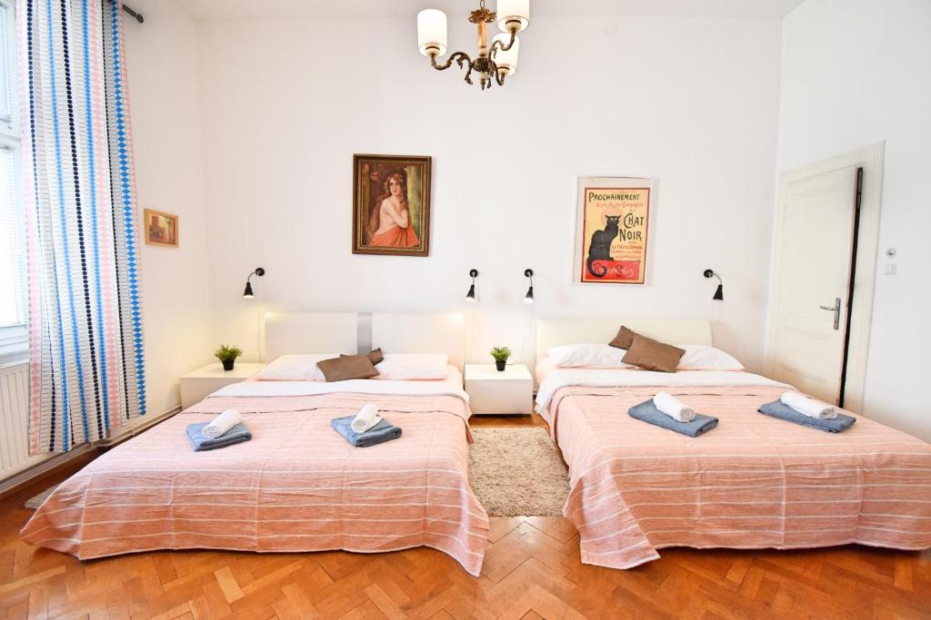 Апартаменты (Апартаменты с 2 спальнями и балконом), Donos Apartments