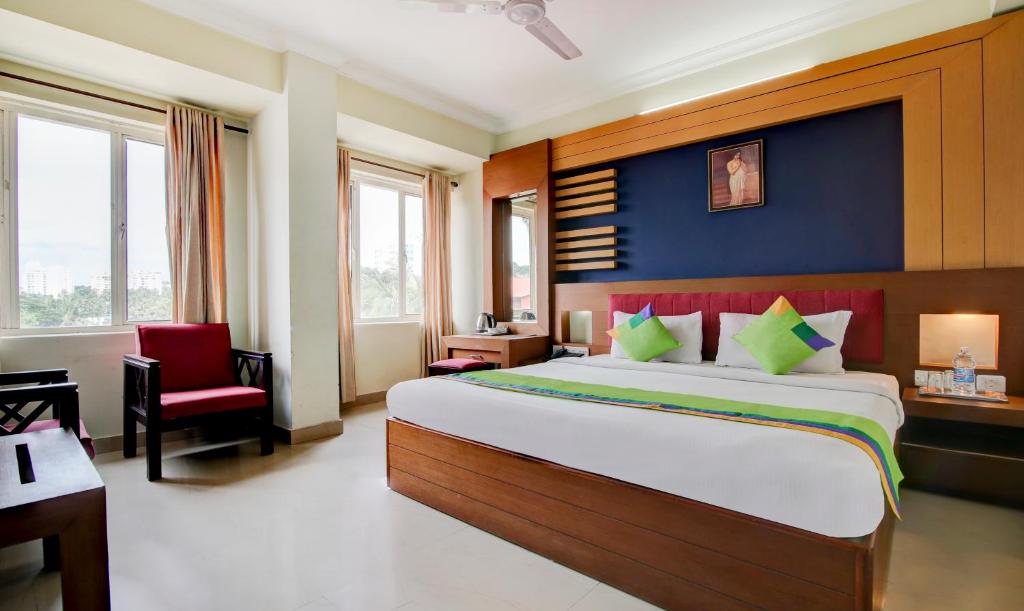 Двухместный ([Sanitized] Superior Double Room), Treebo Trend Nandanam Park