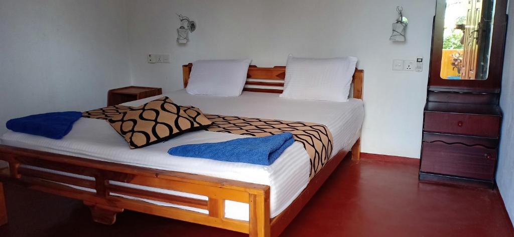 SURF & SAND Hotel Arugambay photo 3