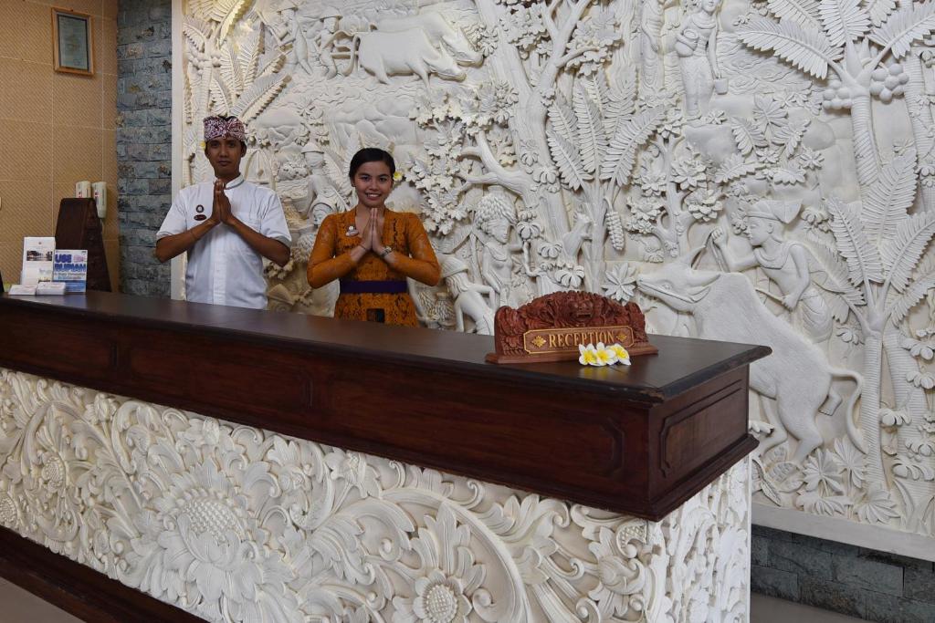 Puri Saron Hotel Baruna Beach Lovina photo 2