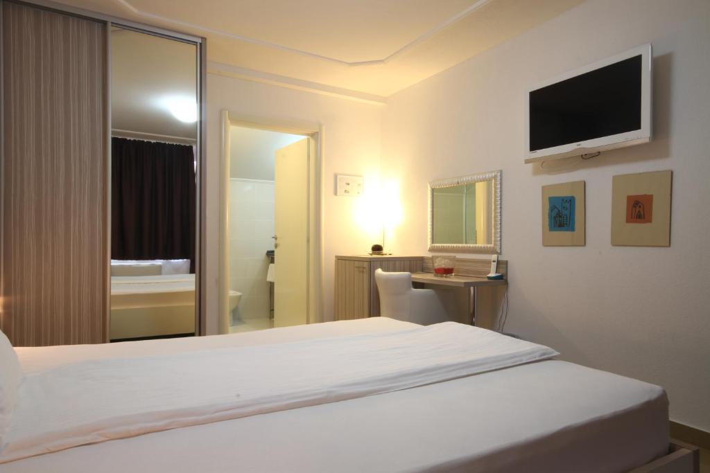 Двухместный (Двухместный номер с 1 кроватью и балконом), Hotel Aruba