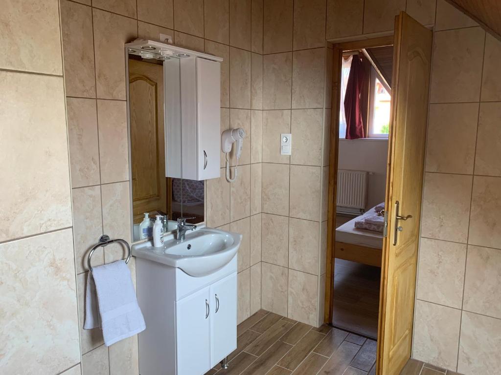 Двухместный (Двухместный номер с 1 кроватью), Aranyszarvas-Goldener Hirsch Pension