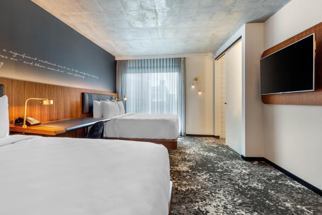 Cambria Hotels Boston Downtown - Seaport photo 1