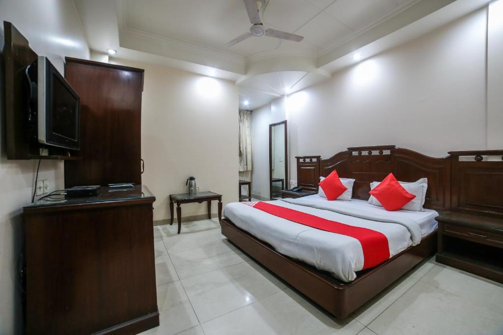 Трехместный (Классический трехместный номер), OYO 29546 Paharganj