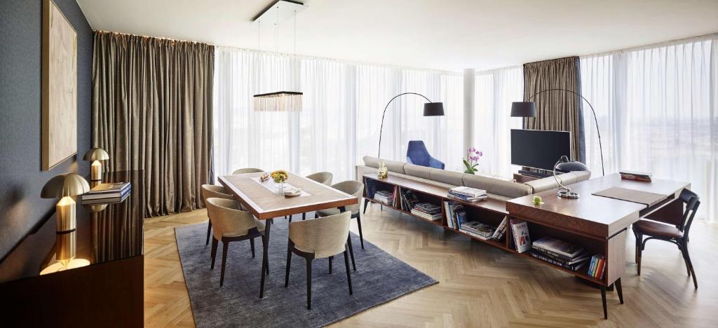 Сьюит (Представительский люкс), Andaz Vienna Am Belvedere - a concept by Hyatt