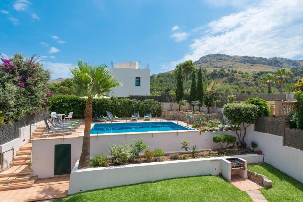 El Pinar photo 2