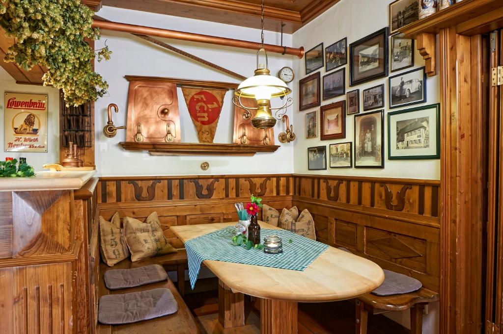 Brauereigasthof Zum Löwenbräu photo 3
