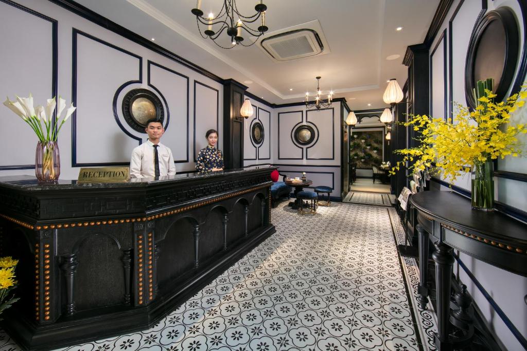 Khách sạn Calypso Suites 