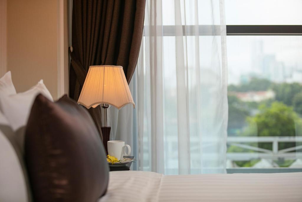 Сьюит (Представительский люкс с видом на озеро), Adonis Hotel