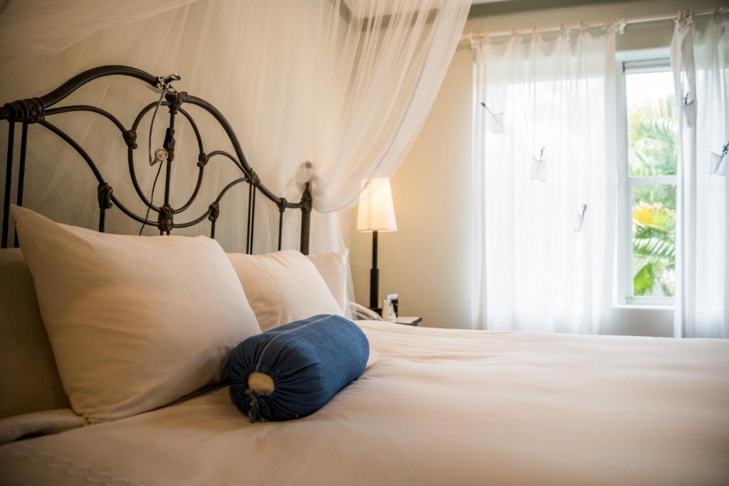 Двухместный (Номер с кроватью размера «king-size»), Cadet Hotel