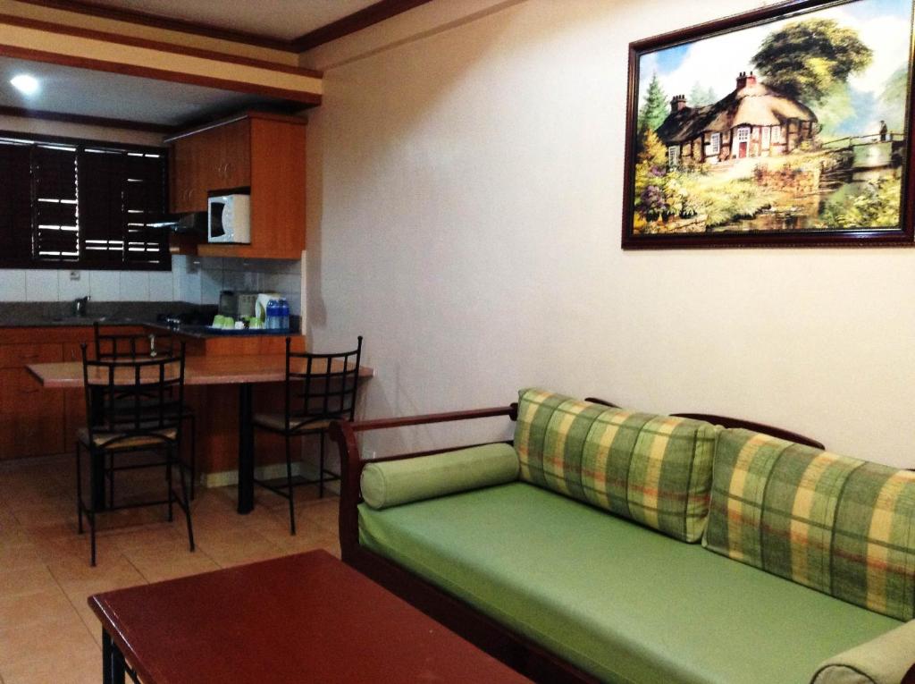 Семейный (Семейная вилла), Crown Regency Residences Davao