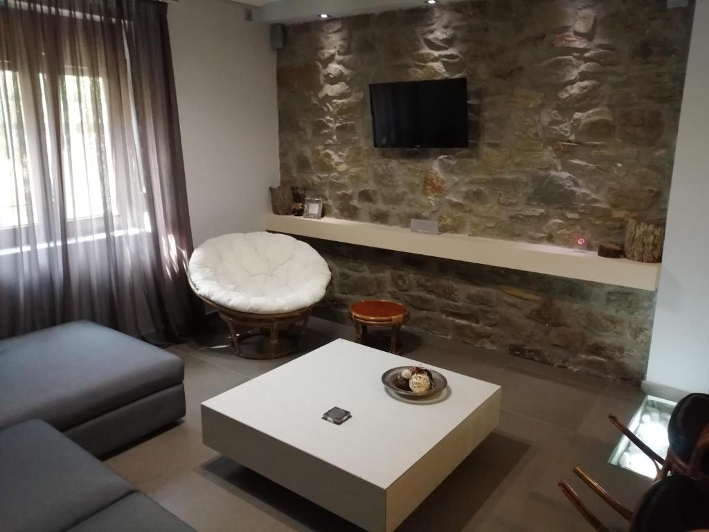 Modern Residence in the Center of Trikala photo 3